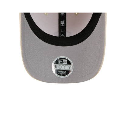 New York Knicks Comfy Women's 9FORTY Adjustable Hat